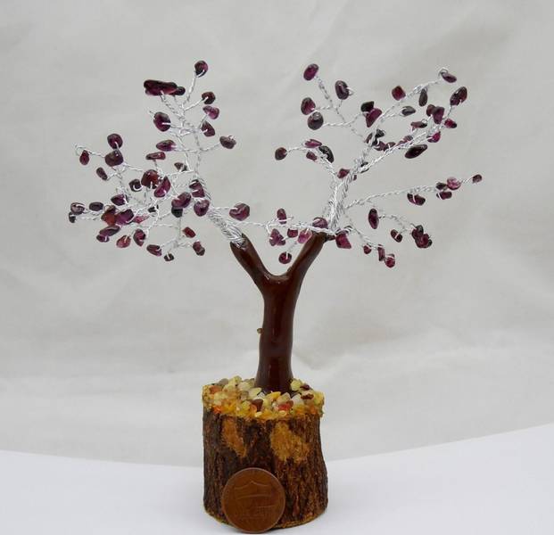Pengetre - Garnet  Petite Natural Crystal Bonsai Tree 
